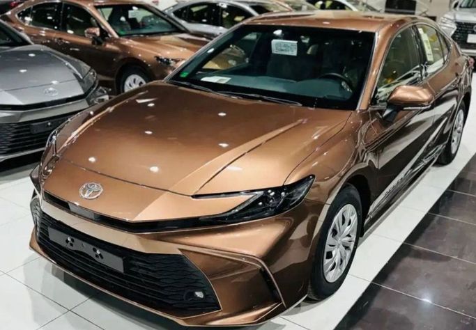 New Toyota Camry IX (XV80), 2.5 l, 2024 in Dubai by Mohamed Hakim Motors, Bronze color.  | AUTO.AE