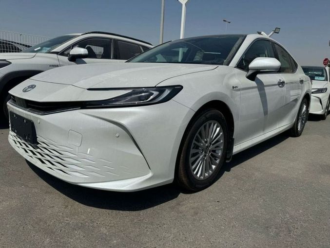 New Toyota Camry IX (XV80) China Market, 2.0 l, 2024 in Dubai by Mohamed Hakim Motors, White color. Chinese Specs | AUTO.AE