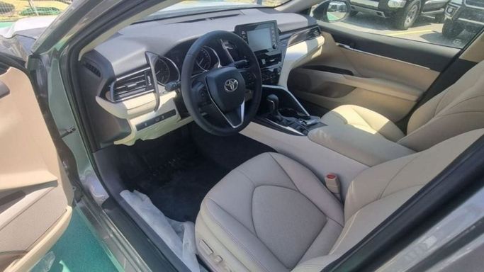 New Toyota Camry VIII (XV70) Facelift, 2.5 l, 2024 in Dubai by Mohamed Hakim Motors, Grey color. GCC Specs | AUTO.AE