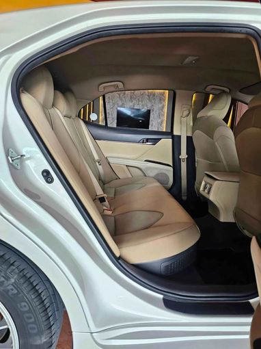 Новый Toyota Camry VIII (XV70) Рестайлинг, 2.5 л, 2021 в Дубае от SK Motors Белый цвет. GCC | AUTO.AE