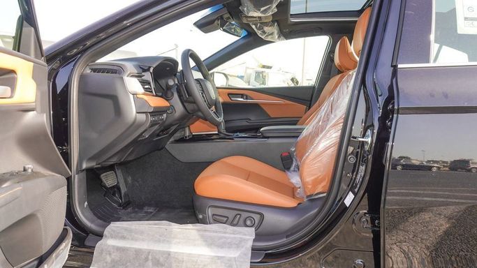 New Toyota Camry IX (XV80), 2.5 l, 2025 in Dubai by Najem Motors, Black color. GCC Specs | AUTO.AE