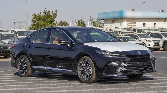 New Toyota Camry IX (XV80), 2.5 l, 2025 in Dubai by Najem Motors, Black color. GCC Specs | AUTO.AE