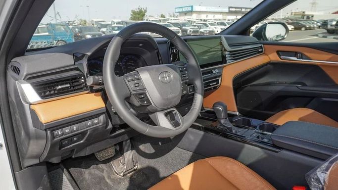 New Toyota Camry IX (XV80), 2.5 l, 2025 in Dubai by Najem Motors, Grey color. GCC Specs | AUTO.AE