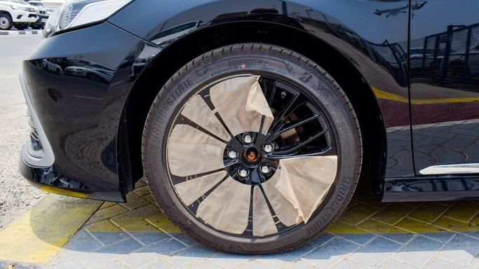 New Toyota Camry IX (XV80), 2.5 l, 2024 in Dubai by Najem Motors, Black color. GCC Specs | AUTO.AE