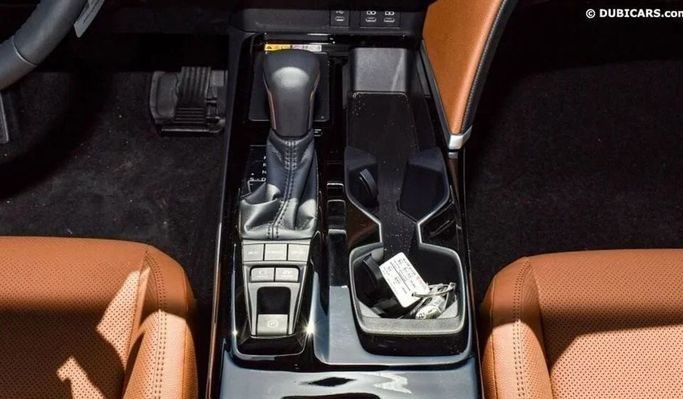 New Toyota Camry IX (XV80), 2.5 l, 2024 in Dubai by Najem Motors, White color. GCC Specs | AUTO.AE