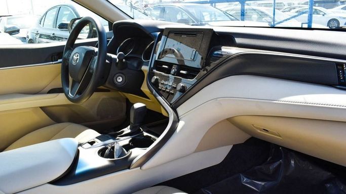 New Toyota Camry VIII (XV70) Facelift, 2.5 l, 2023 in Dubai by Najem Motors, White color. GCC Specs | AUTO.AE