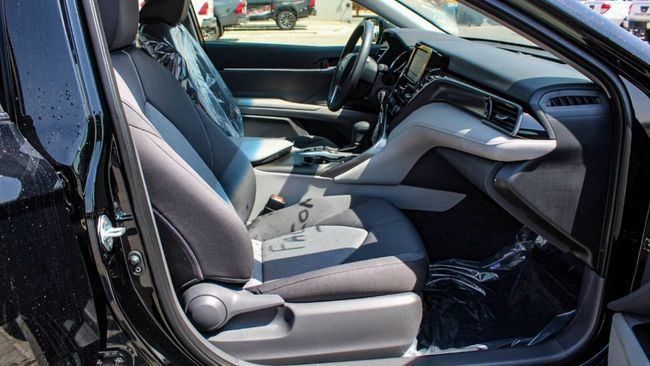 Новый Toyota Camry VIII (XV70) Рестайлинг, 2.5 л, 2023 в Дубае от Falcons GT Motors FZCO Черный цвет. Other | AUTO.AE