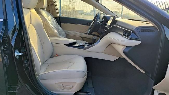 Новый Toyota Camry VIII (XV70) Рестайлинг, 2.5 л, 2022 в Дубае от Falcons GT Motors FZCO Черный цвет. Other | AUTO.AE