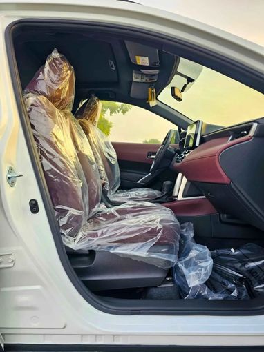 Новый Toyota Corolla Cross I, 1.8 л, 2024 в Дубае от SK Motors Белый цвет. GCC | AUTO.AE