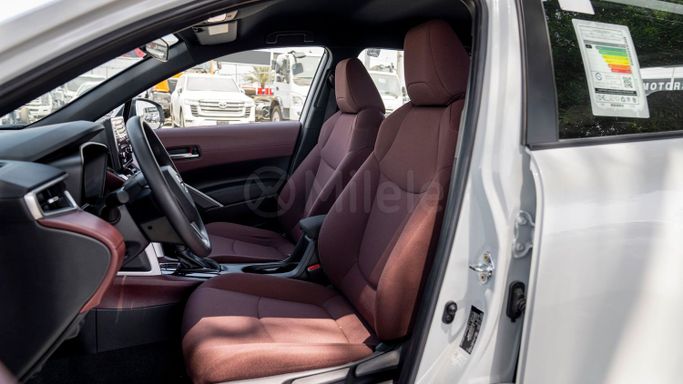Новый Toyota Corolla Cross I, 1.8 л, 2024 в Дубае от Milele Белый цвет. Other | AUTO.AE