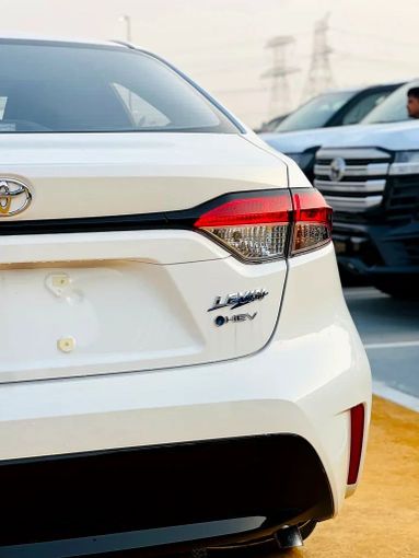 Новый Toyota Corolla Levin XII (E210) Рестайлинг, 1.8 л, 2025 в Дубае от ANDIAMO MOTORS FZE Белый цвет. Китайская | AUTO.AE
