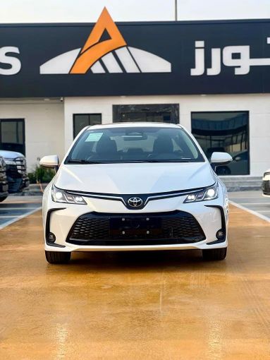 Новый Toyota Corolla Sporty XII (E210) Рестайлинг, 1.8 л, 2023 в Дубае от ANDIAMO MOTORS FZE Белый цвет. Китайская | AUTO.AE