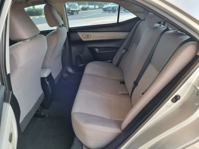 Used Toyota Corolla XI (E160, E170) Facelift, 1.6 l, 2015 in Dubai by Saeed Auto, Silver color. Japanese Specs | AUTO.AE