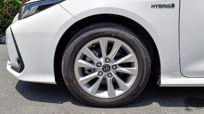 New Toyota Corolla Sporty XII (E210) Facelift, 1.8 l, 2024 in Dubai by Najem Motors, White color. Other | AUTO.AE