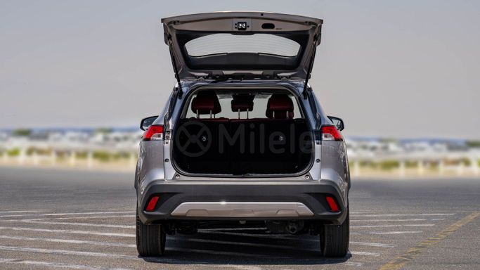 New Toyota Corolla XII (E210) Facelift, 2.0 l, 2024 in Dubai by Milele, Silver color. Other | AUTO.AE