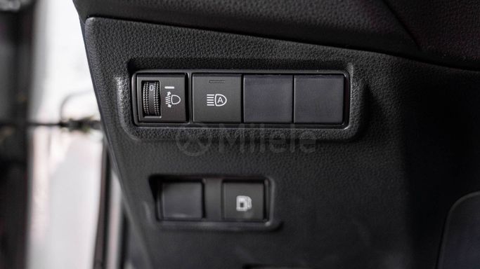 New Toyota Corolla XII (E210) Facelift, 2.0 l, 2024 in Dubai by Milele, Silver color. Other | AUTO.AE
