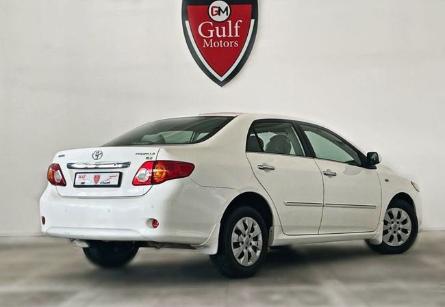 Подержанный Toyota Corolla XII (E210), 1.8 л, 2020 в Дубае от Gulf Motors Белый цвет. GCC | AUTO.AE