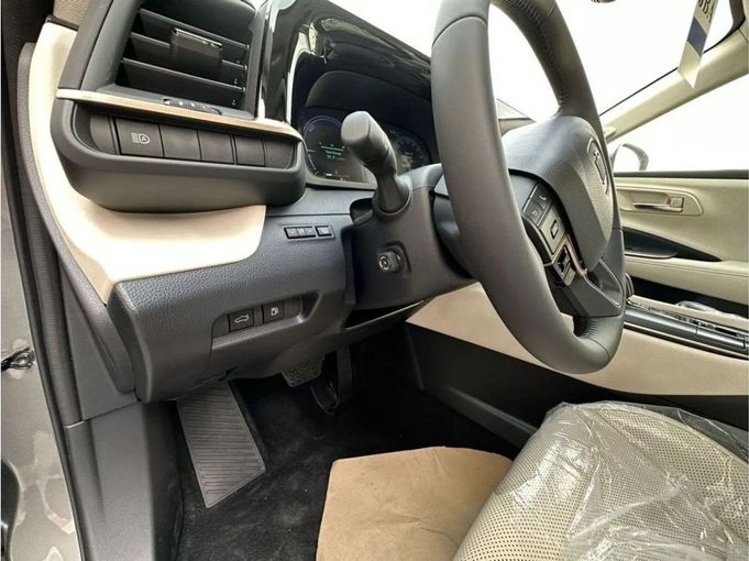 New Toyota Crown XVI (S235), 2.5 l, 2023 in Dubai by Mohamed Hakim Motors, Silver color. GCC Specs | AUTO.AE