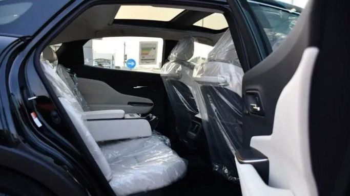 Новый Toyota Crown XVI (S235), 2.5 л, 2023 в Дубае от Mohamed Hakim Motors Черный цвет. GCC | AUTO.AE