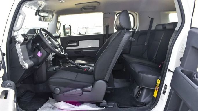 New Toyota FJ Cruiser, 4.0 l, 2023 in Dubai by Top Euro Cars, White color.  | AUTO.AE