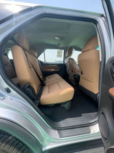 New Toyota Fortuner II Facelift, 2.7 l, 2023 in Dubai by Mohamed Hakim Motors, Silver color. GCC Specs | AUTO.AE