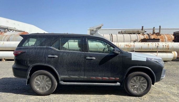 New Toyota Fortuner II Facelift, 4.0 l, 2023 in Dubai by Mohamed Hakim Motors, Black color. GCC Specs | AUTO.AE