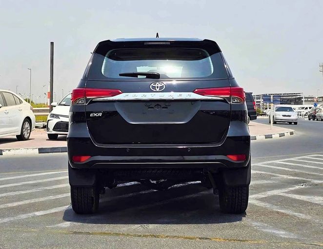 Новый Toyota Fortuner II Рестайлинг, 2.7 л, 2020 в Дубае от SK Motors Черный цвет. GCC | AUTO.AE