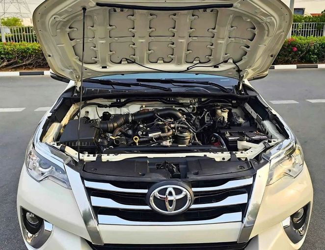 Новый Toyota Fortuner II Рестайлинг, 2.7 л, 2020 в Дубае от SK Motors Белый цвет. GCC | AUTO.AE