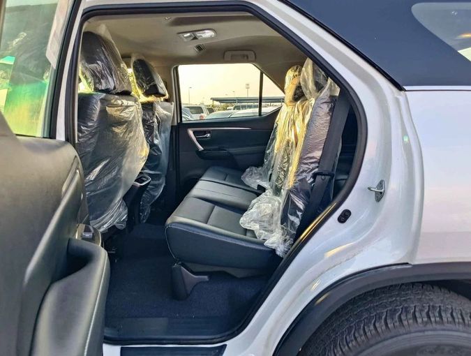 Новый Toyota Fortuner II Рестайлинг, 4.0 л, 2024 в Дубае от SK Motors Белый цвет. GCC | AUTO.AE