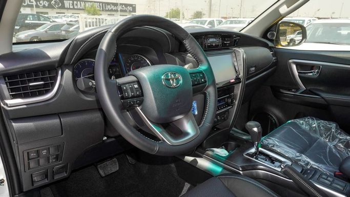 New Toyota Fortuner II Facelift, 4.0 l, 2025 in Dubai by Najem Motors, White color. GCC Specs | AUTO.AE
