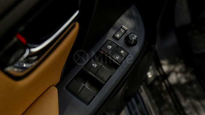 Новый Toyota Fortuner II Рестайлинг, 2.7 л, 2025 в Дубае от Milele Серый цвет. Other | AUTO.AE