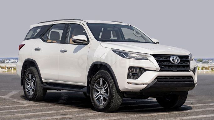 New Toyota Fortuner II Facelift, 2.7 l, 2025 in Dubai by Milele, White color. Other | AUTO.AE