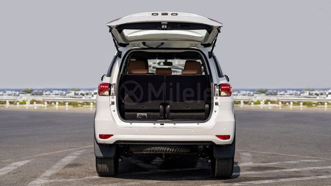 New Toyota Fortuner II Facelift, 2.7 l, 2025 in Dubai by Milele, White color. Other | AUTO.AE
