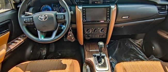 New Toyota Fortuner II Facelift, 2.7 l, 2023 in Dubai by Falcons GT Motors FZCO, Black color. GCC Specs | AUTO.AE