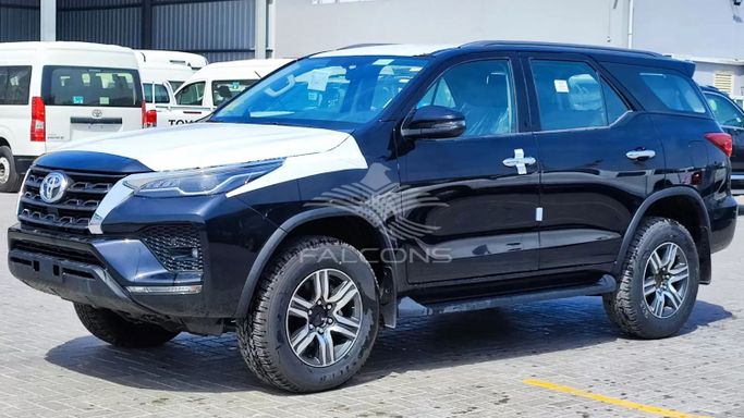 New Toyota Fortuner II Facelift, 2.4 l, 2024 in Dubai by Falcons GT Motors FZCO, Black color. Other | AUTO.AE