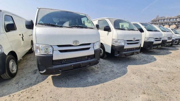 New Toyota HiAce H200 Facelift, 3.0 l, 2024 in Dubai by Mohamed Hakim Motors, White color. GCC Specs | AUTO.AE
