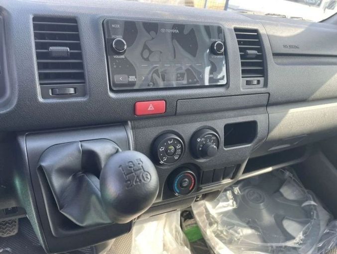 New Toyota HiAce H200 Facelift, 2.7 l, 2025 in Dubai by Mohamed Hakim Motors, White color. GCC Specs | AUTO.AE