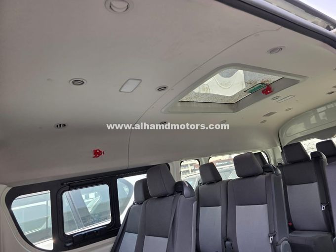 Подержанный Toyota HiAce H300, 2.8 л, 2021 в Дубае от Alhamd Motors Белый цвет. Other | AUTO.AE