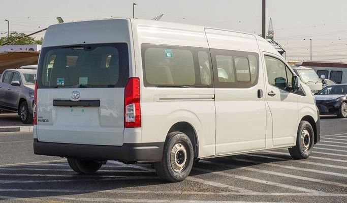 Новый Toyota HiAce H300, 3.5 л, 2025 в Дубае от Najem Motors Белый цвет. GCC | AUTO.AE