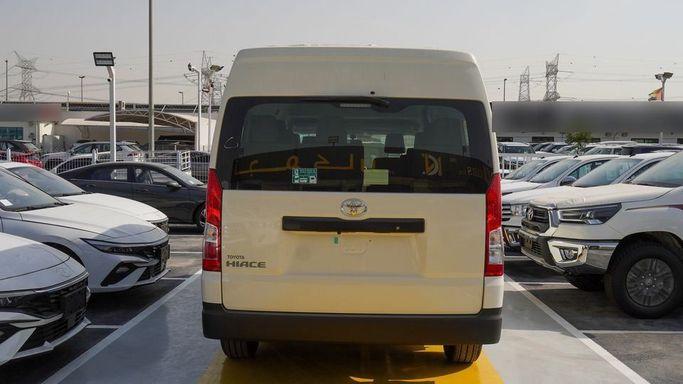 Новый Toyota HiAce H300, 3.5 л, 2025 в Дубае от Najem Motors Белый цвет. GCC | AUTO.AE