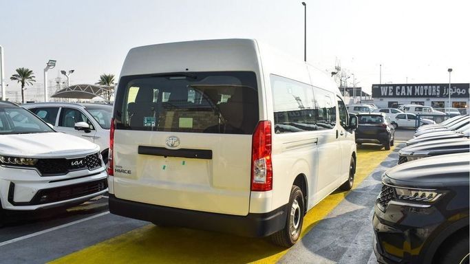 Новый Toyota HiAce H300, 3.5 л, 2024 в Дубае от Najem Motors Белый цвет. GCC | AUTO.AE