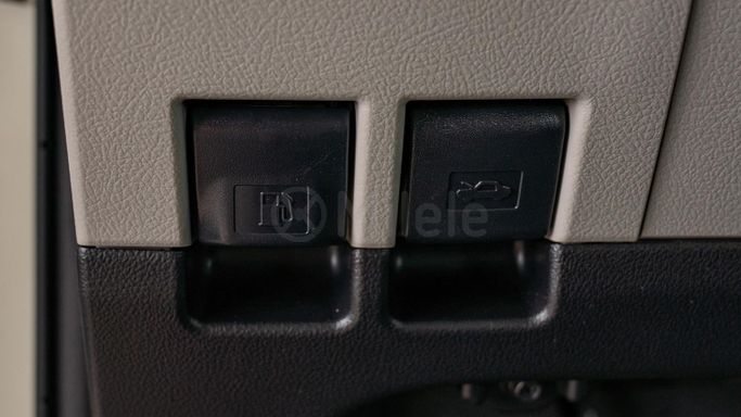 جديدة Toyota HiAce H300, 3.5 l, 2025 في في دبي من Milele، اللون أبيض. أخرى | AUTO.AE