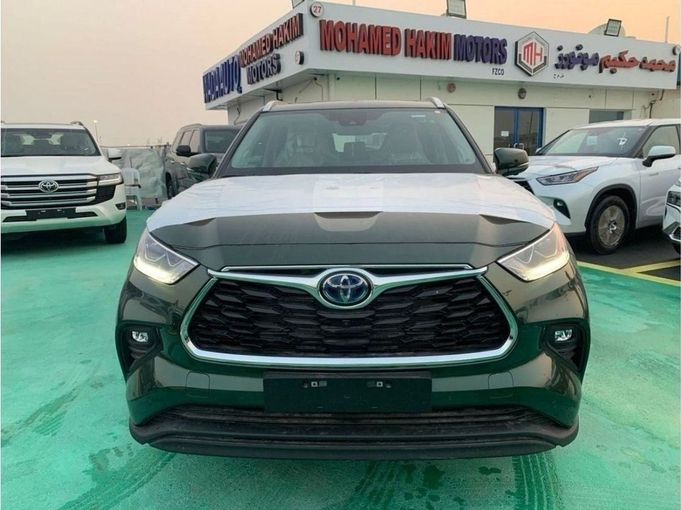 Новый Toyota Highlander IV (U70), 2.5 л, 2024 в Дубае от Mohamed Hakim Motors Зеленый цвет. GCC | AUTO.AE
