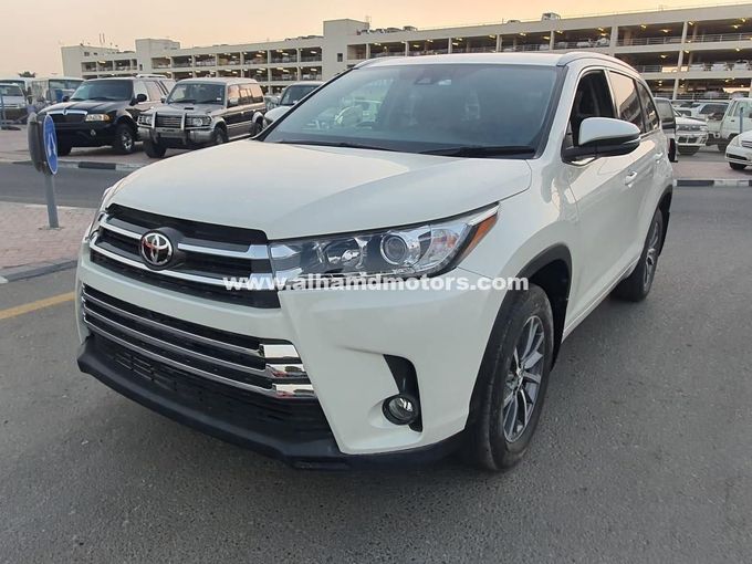 Подержанный Toyota Highlander III (U50) Рестайлинг, 3.5 л, 2018 в Дубае от Alhamd Motors Белый цвет. Other | AUTO.AE