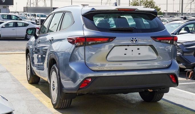 New Toyota Highlander IV (U70), 2.5 l, 2024 in Dubai by Najem Motors, Blue color. GCC Specs | AUTO.AE