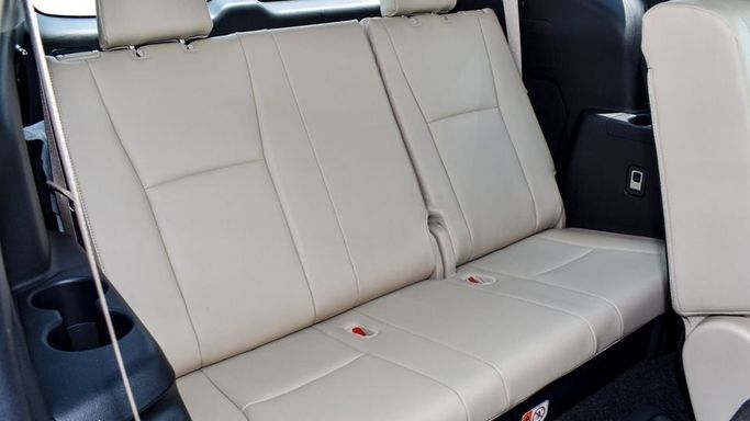 New Toyota Highlander IV (U70), 2.5 l, 2024 in Dubai by Najem Motors, Black color. GCC Specs | AUTO.AE