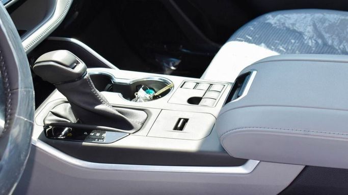 New Toyota Highlander IV (U70), 2.4 l, 2023 in Dubai by Najem Motors, Green color. GCC Specs | AUTO.AE