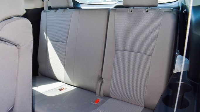 New Toyota Highlander IV (U70), 2.4 l, 2023 in Dubai by Najem Motors, Green color. GCC Specs | AUTO.AE