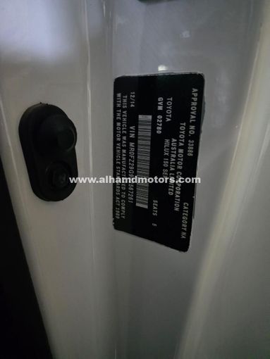 Подержанный Toyota Hilux VII Рестайлинг, 3.0 л, 2014 в Дубае от Alhamd Motors Белый цвет. Other | AUTO.AE