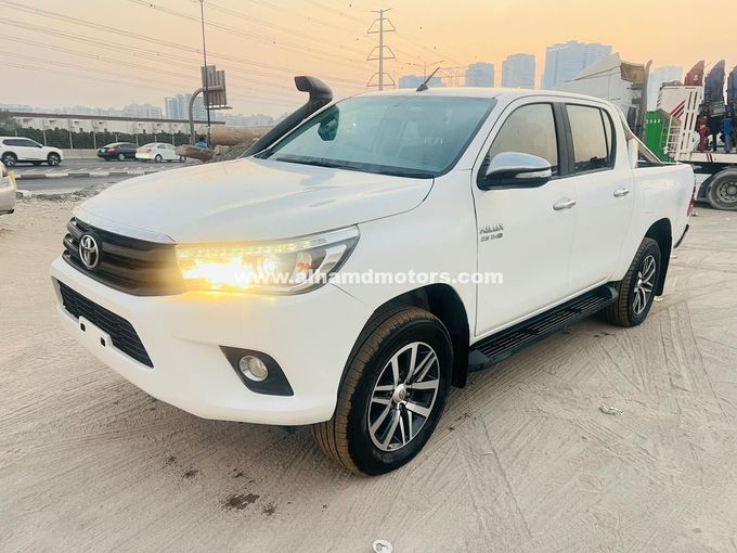 Used Toyota Hilux VIII, 2.8 l, 2016 in Dubai by Alhamd Motors, White color. Other | AUTO.AE